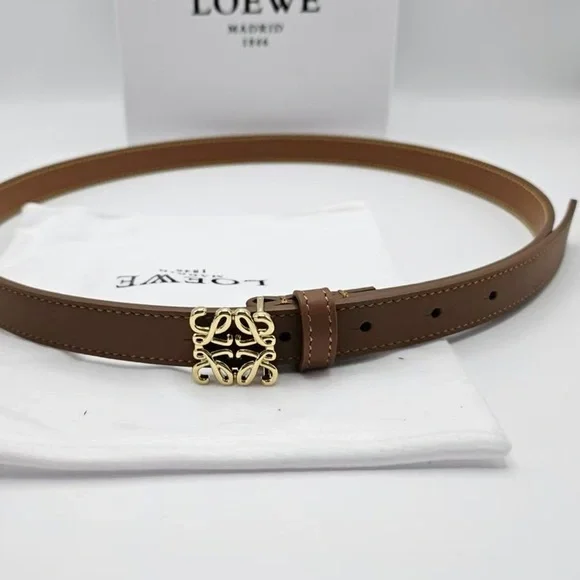 Loewe Luxe Brown Leather Belt for Refined Style LOEWE Leather belt | NET-A-PORTER main image 2